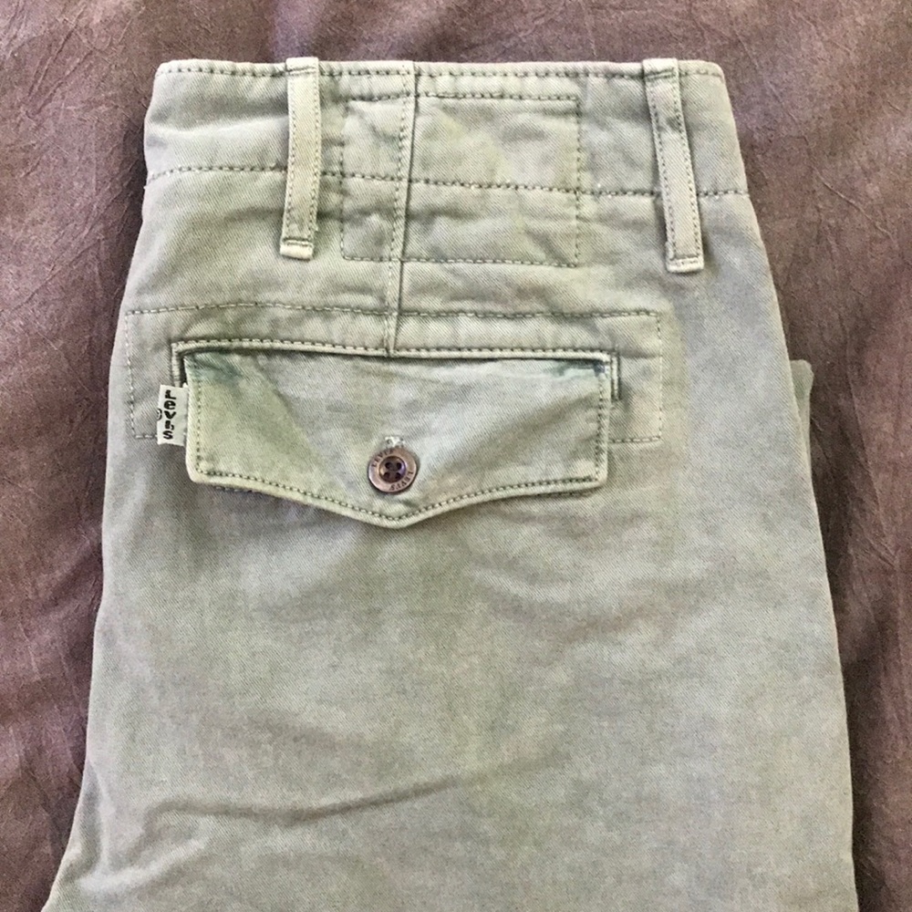 Levi’s skinny chinos in green